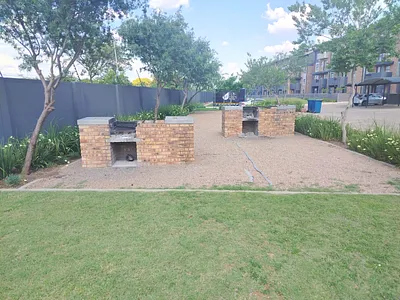 2 Bedroom Apartment To Rent in Pretoria - l5WW.webp