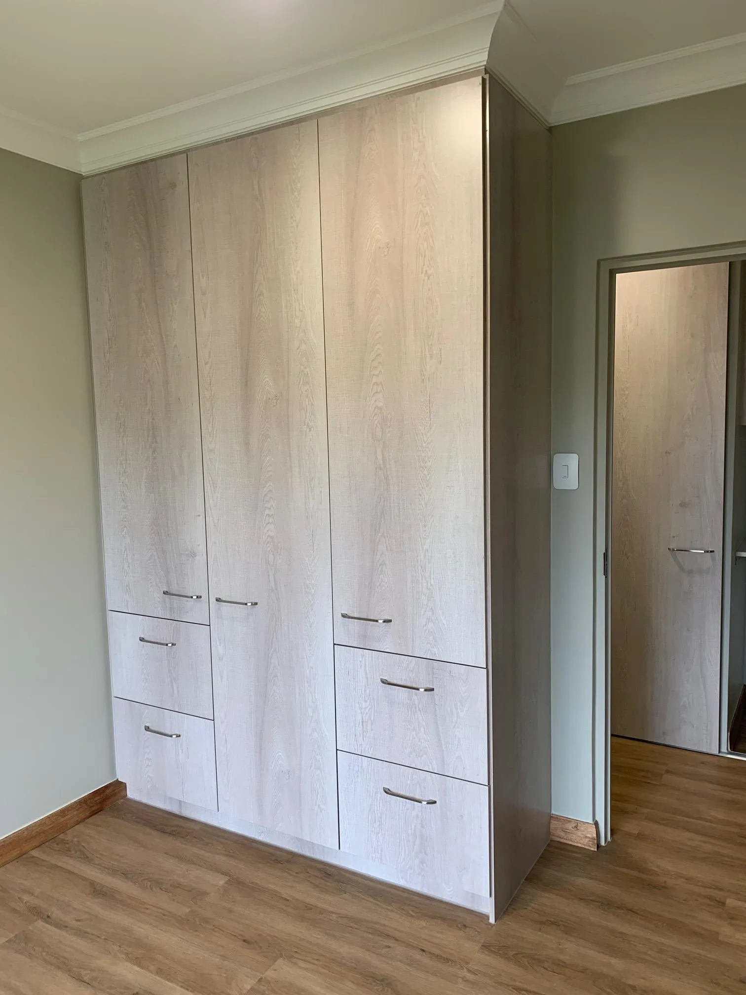 Carousel Indicator - L2P4.webp