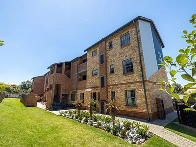 2 Bedroom Apartment To Rent in Midrand - V9so.webp