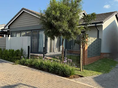 2 Bedroom House For Sale in Pretoria - EC5F.webp