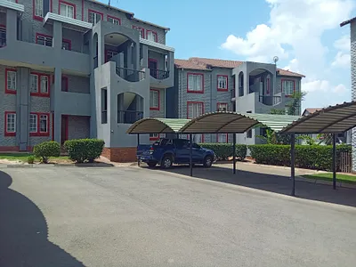 2 Bedroom Apartment For Sale in Germiston - xW8y.webp