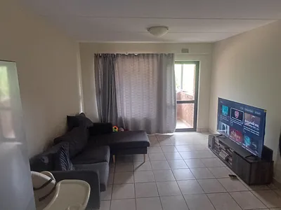2 Bedroom Apartment For Sale in Pretoria - xmGc.webp