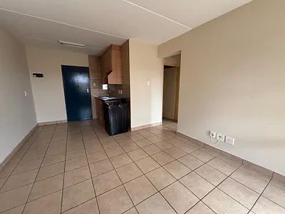 2 Bedroom Apartment For Sale in Akasia - nI1J.webp