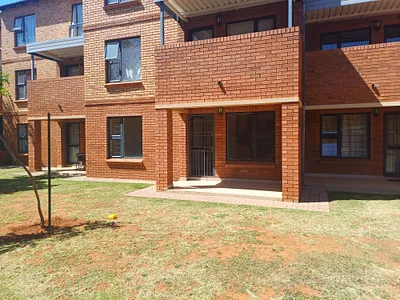 2 Bedroom Apartment To Rent in Pretoria - 6s8f.webp