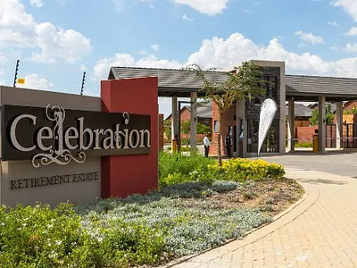 2 Bedroom Apartment For Sale in Randburg - gSsY.webp