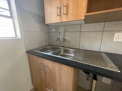 2 Bedroom Apartment To Rent in Johannesburg - 4qVs.webp