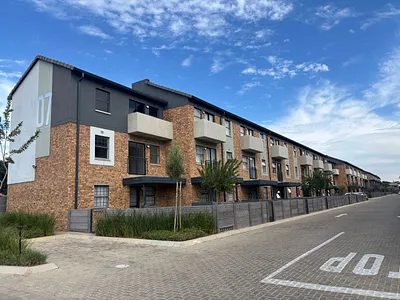 2 Bedroom Apartment To Rent in Pretoria - elWO.webp