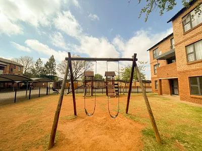 2 Bedroom Apartment For Sale in Pretoria - XT2J.webp