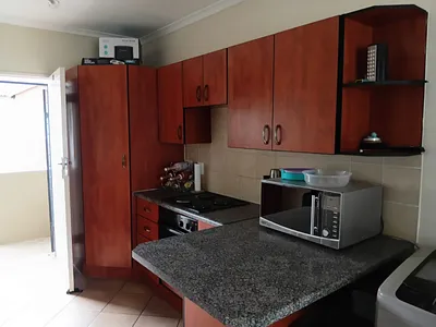 2 Bedroom Apartment To Rent in Pretoria - NWS7.webp