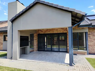 3 Bedroom Apartment To Rent in Randburg - GU24.webp