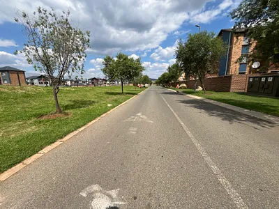 2 Bedroom Apartment To Rent in Johannesburg - 9QO4.webp