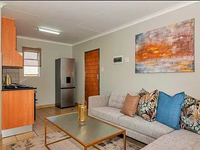 2 Bedroom Apartment To Rent in Johannesburg - FrZB.webp