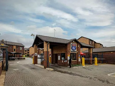 2 Bedroom Apartment To Rent in Johannesburg - ev7K.webp