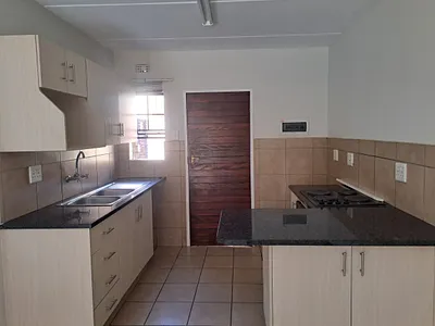 2 Bedroom Apartment To Rent in Midrand - m8uf.webp