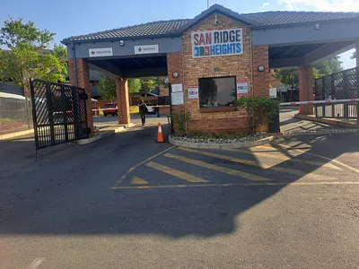 2 Bedroom Apartment For Sale in Midrand - x3Oi.webp