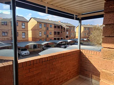 2 Bedroom Apartment To Rent in Pretoria - dKiM.webp