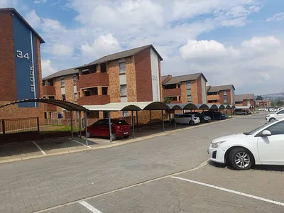 2 Bedroom Apartment For Sale in Johannesburg - dDA5.webp