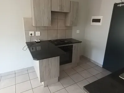 2 Bedroom Apartment To Rent in Pretoria - zwgG.webp