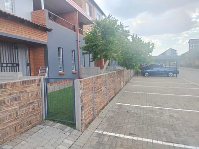 2 Bedroom Apartment To Rent in Pretoria - aOgf.webp