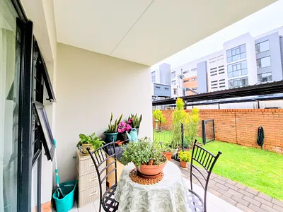 2 Bedroom Apartment For Sale in Pretoria - img