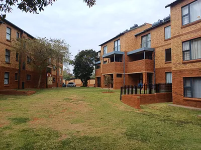 2 Bedroom Apartment To Rent in Pretoria - 8idr.webp