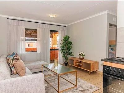 2 Bedroom Apartment To Rent in Johannesburg - CTto.webp