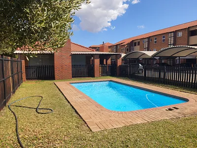2 Bedroom Apartment For Sale in Lephalale - M1Rv.webp