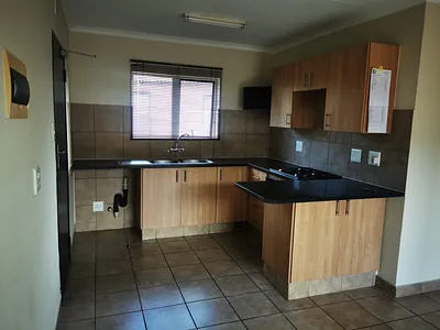 2 Bedroom Apartment To Rent in Pretoria - 4O9A.webp