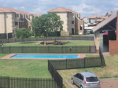 2 Bedroom Apartment To Rent in Witbank - d615.webp