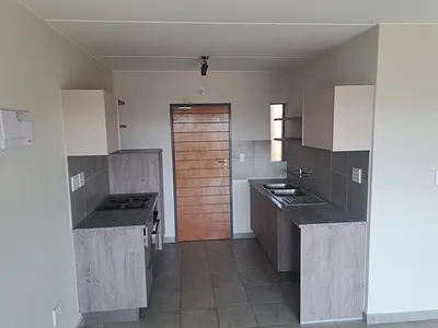2 Bedroom Apartment To Rent in Pretoria - ChSO.webp