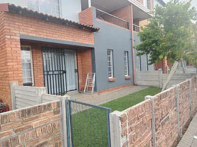 2 Bedroom Apartment To Rent in Pretoria - T6jQ.webp