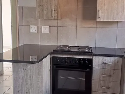 2 Bedroom Apartment To Rent in Pretoria - E9E3.webp