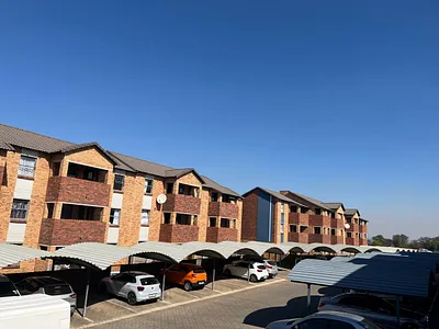 2 Bedroom Apartment To Rent in Johannesburg - k2CE.webp