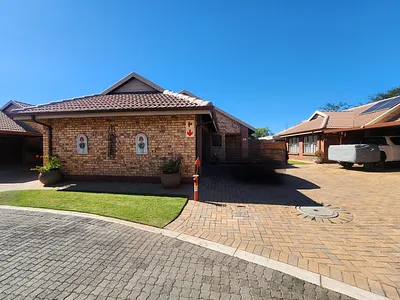 3 Bedroom House For Sale in Pretoria - V1UR.webp
