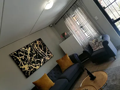 2 Bedroom Apartment To Rent in Johannesburg - hJbR.webp