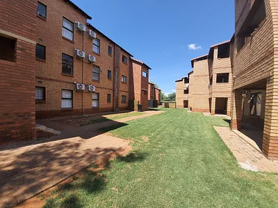 2 Bedroom Apartment To Rent in Lephalale - fKtR.webp