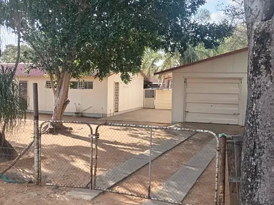 4 Bedroom House To Rent in Lephalale - LiqB.webp