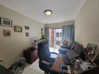 1 Bedroom Apartment For Sale in Sandton - JSTK.webp