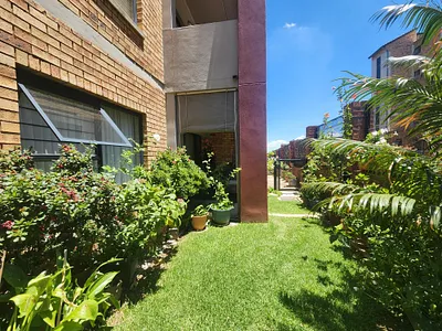 2 Bedroom Apartment For Sale in Randburg - aL80.webp