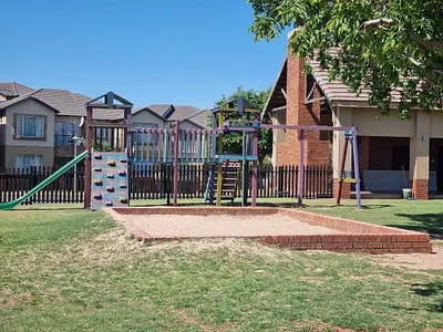 2 Bedroom Apartment To Rent in Witbank - zpSv.webp