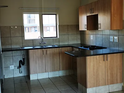 2 Bedroom Apartment To Rent in Pretoria - 6ipE.webp