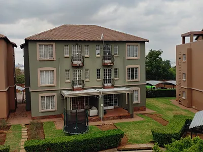 2 Bedroom Apartment To Rent in Germiston - FYGJ.webp