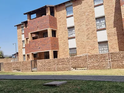 2 Bedroom Apartment To Rent in Johannesburg - WNpV.webp