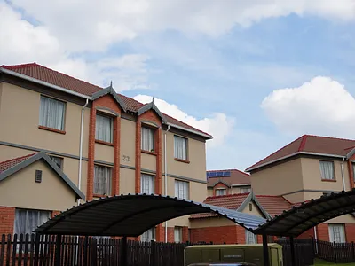 2 Bedroom Apartment To Rent in Kempton Park - LYrS.webp