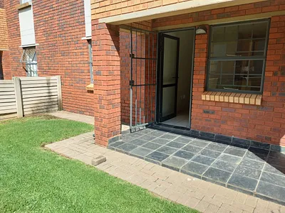 2 Bedroom Apartment To Rent in Johannesburg - Wm9K.webp