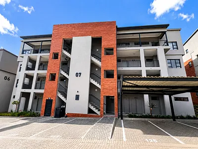 2 Bedroom Apartment To Rent in Midrand - Ug6i.webp