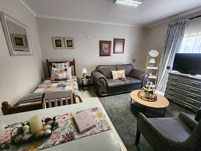 1 Bedroom Apartment For Sale in Pretoria - YTKj.webp