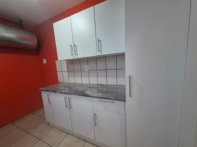 2 Bedroom Apartment To Rent in Pretoria - M0uT.webp