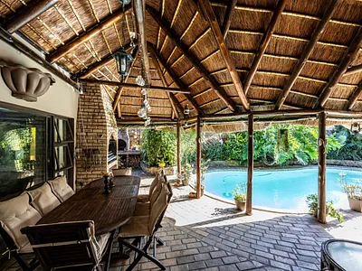 4 Bedroom House For Sale in East London - zYCM.webp