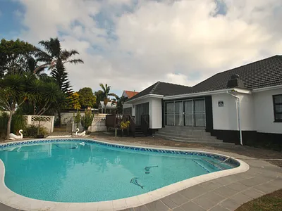 3 Bedroom House To Rent in East London - img